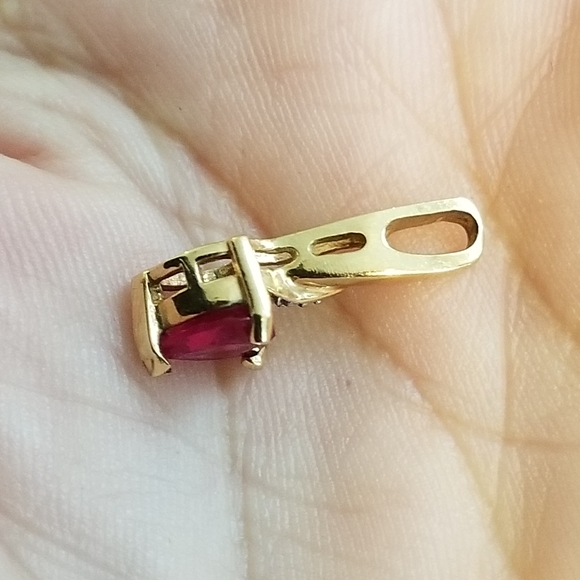 10k Gold Ruby Heart Pendant●Price is Firm - Picture 5 of 11